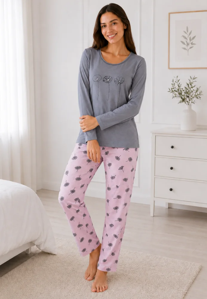 Pijama dama Gri/Roz, bluza cu maneca lunga si imprimeu floral, pantaloni lungi cu model flori
