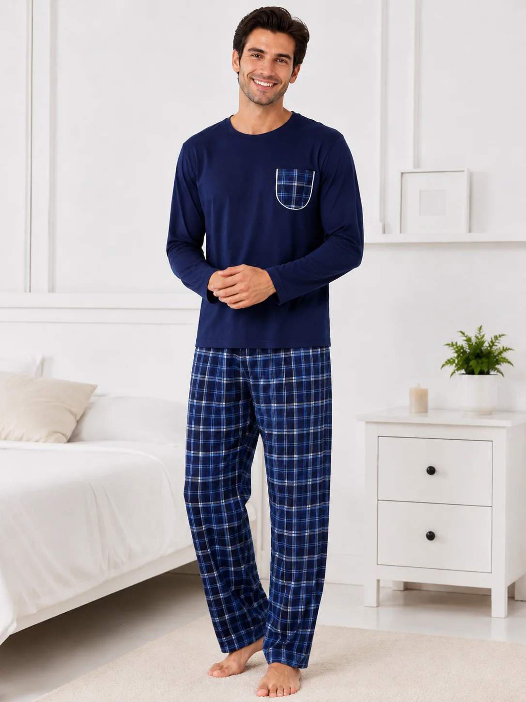 Pijama Bărbați Călduroasă și Confortabilă, Bluză Navy cu Buzunar și Pantalon Carouri Plaid — imagine 1