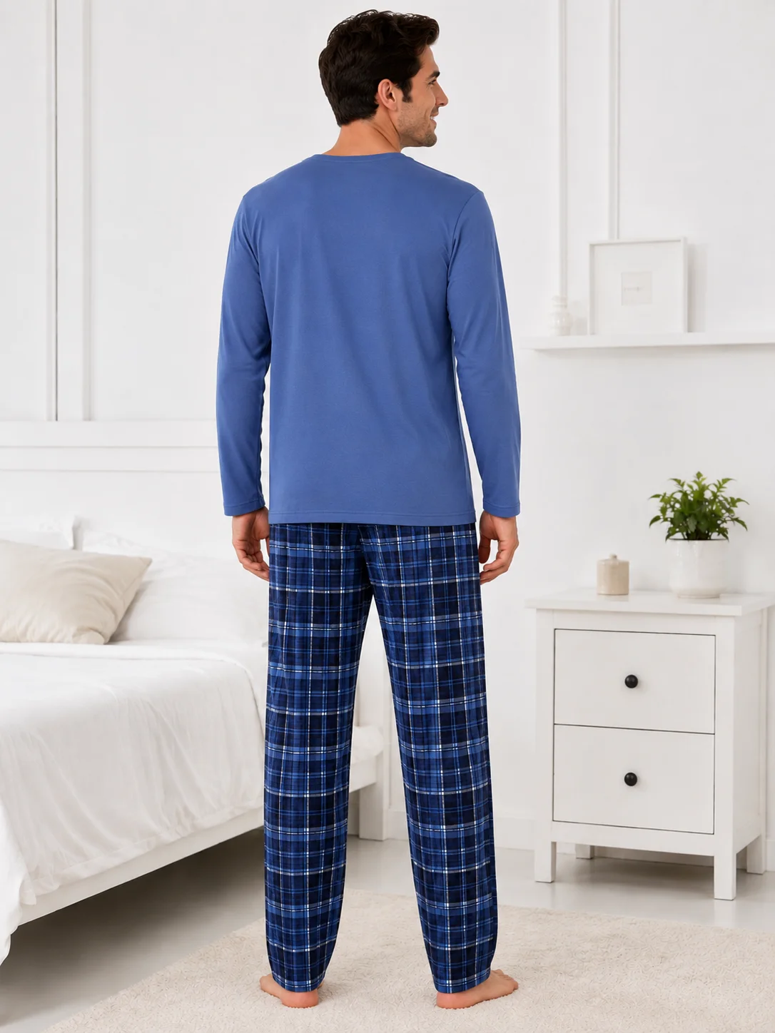 Pijama Bărbați Călduroasă și Confortabilă, Bluză Albastru Indigo cu Buzunar și Pantalon Carouri Plaid — imagine 2