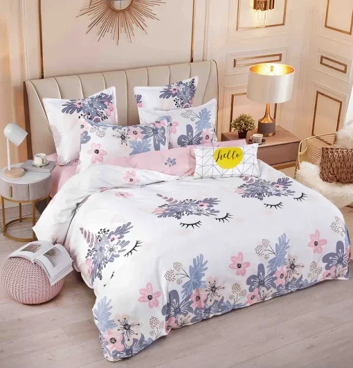 Set Lenjerie de Pat Dublu Finet, 6 Piese – Cearceaf Pilotă, Cearceaf Pat și Fețe de Pernă, Model Floral cu Motive Decorative