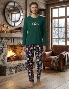 Pijama de Crăciun Bărbați Verde din Bumbac – Set Festiv cu Bluză Verde și Pantaloni Imprimați