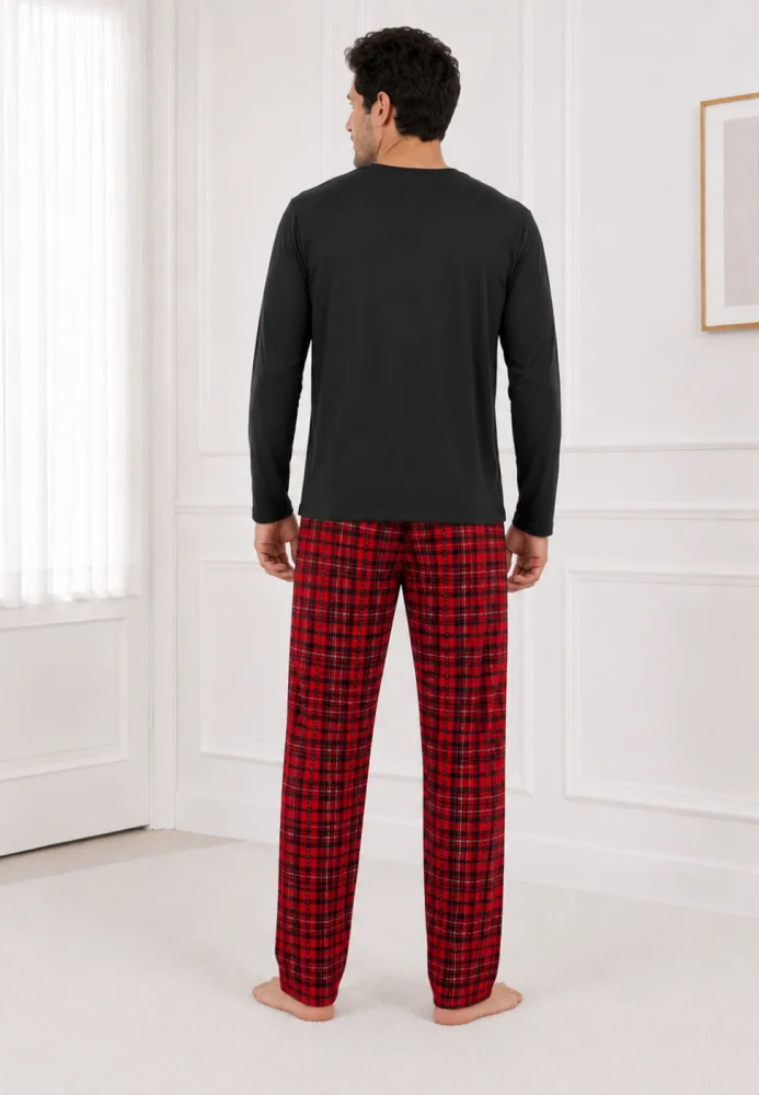 Pijama Bărbați cu Mânecă Lungă, Bluză Neagră cu Imprimeu Cărți de Joc și Pantalon în Carouri, Negru / Roșu
