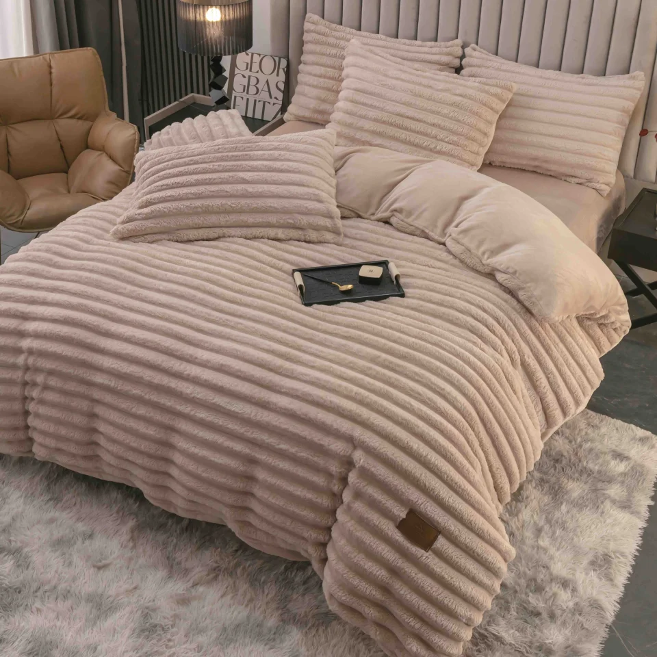 Lenjerie de Pat Cocolino cu Blăniță tip Iepuraș – 4 Piese, Cu Elastic,Nud