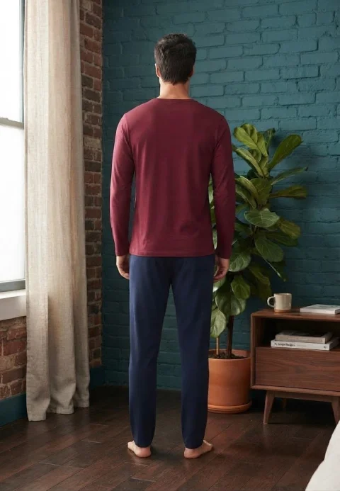 Pijama pentru bărbați, Bluză mânecă lungă cu imprimeu discret și Pantalon lung — imagine 2