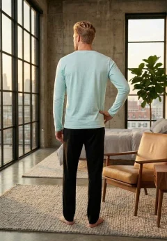 Pijama barbati MASTERED, cu maneca lunga si pantaloni lungi