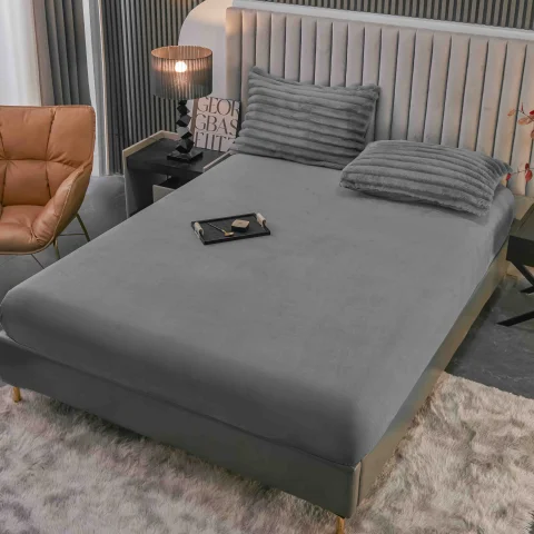 Lenjerie de Pat Cocolino cu Blăniță tip Iepuraș – 4 Piese, Cu Elastic, Ultra-Pufoasă — imagine 4