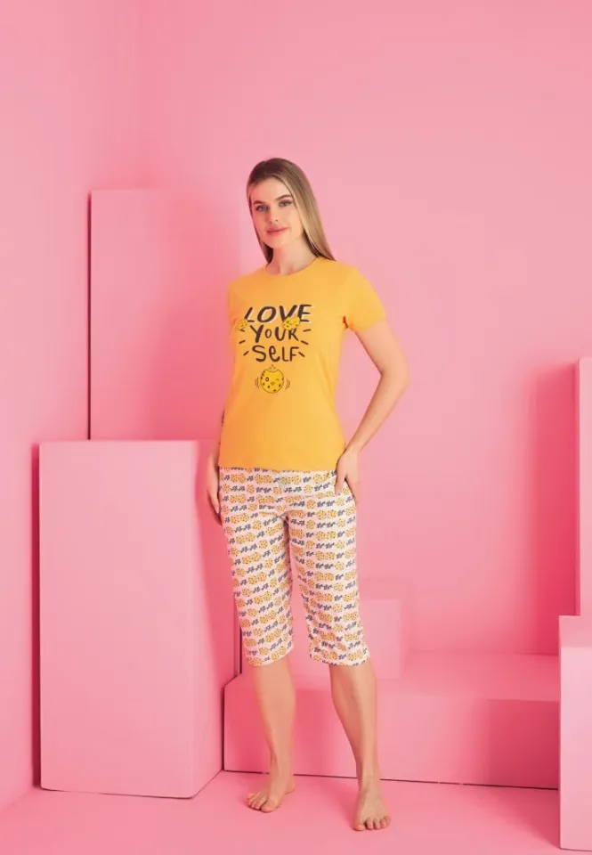 Pijama damă bumbac galbenă – pantalon 3/4, imprimeu „Love Yourself”
