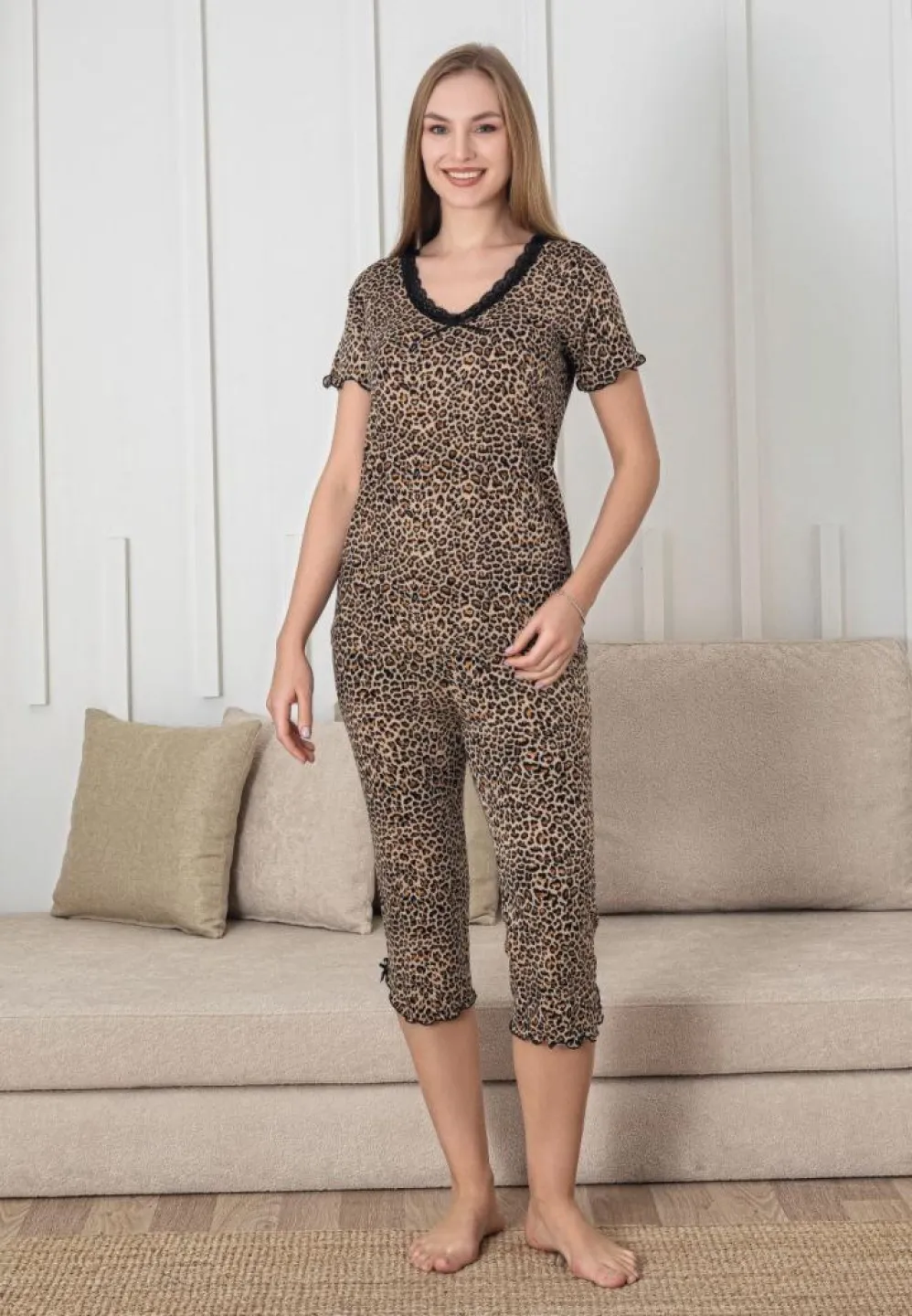 Pijama Dama Confortabilă – Imprimeu Leopard, Bumbac, Pantalon Trei Sferturi - 1