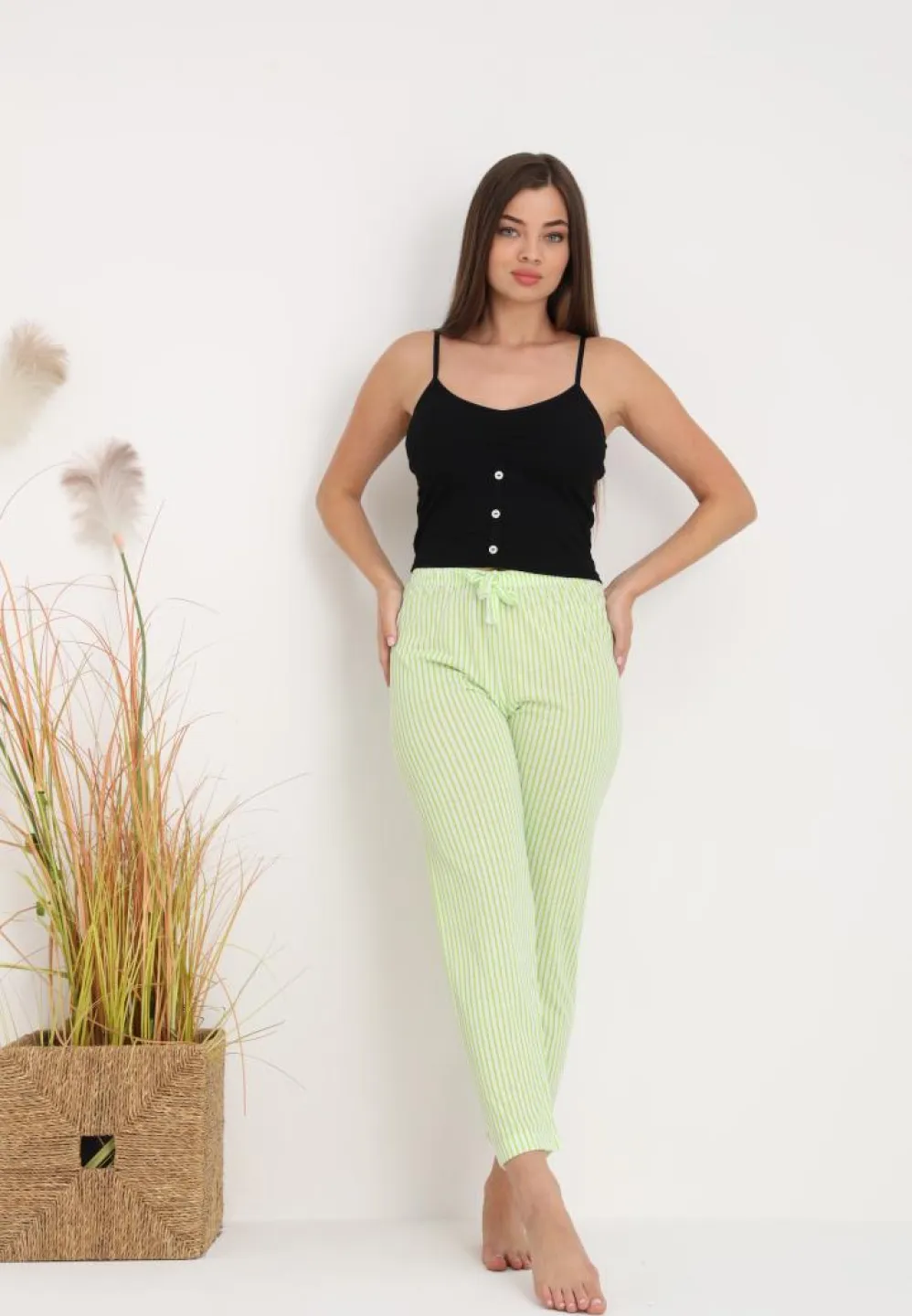 Pantaloni Damă pentru Pijamale cu Print Dungi Verde – Cozy și Feminin - 3