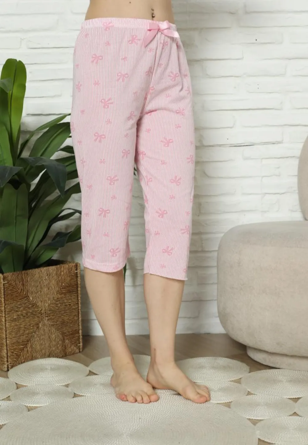 Pantaloni Damă trei sferturi roz – Design modern și relaxare garantată - 3
