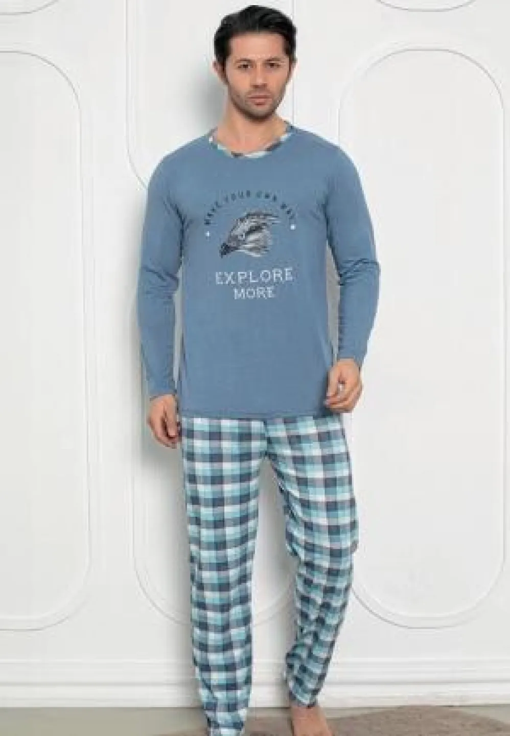 Pijama bărbați albastru – mâneci lungi, pantaloni lungi, design Explore More,Blue - 1