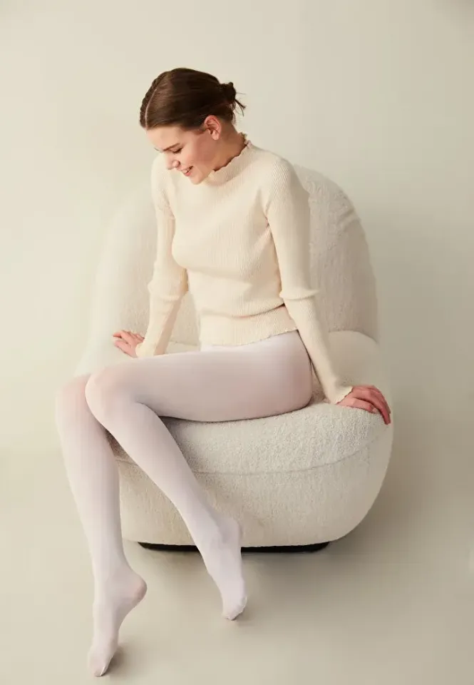 Dres Penti Micro 40 DEN – Feminitate și Rafinament în Alb Mat