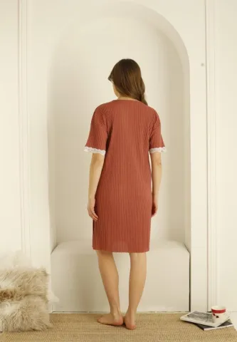 Rochie Elegantă Dama Plisată cu Dantelă și Mâneci hover