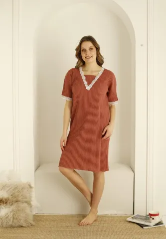 Rochie Elegantă Dama Plisată cu Dantelă și Mâneci