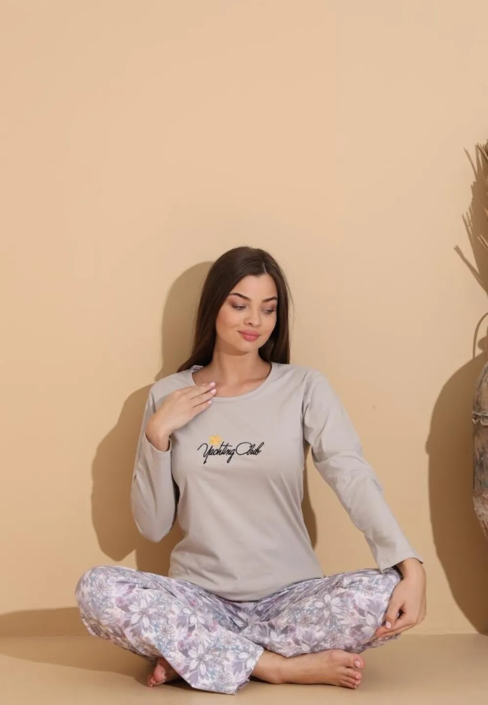 Pijama damă cu pantaloni lungi floral și bluză „Yachting Club” gri - 4