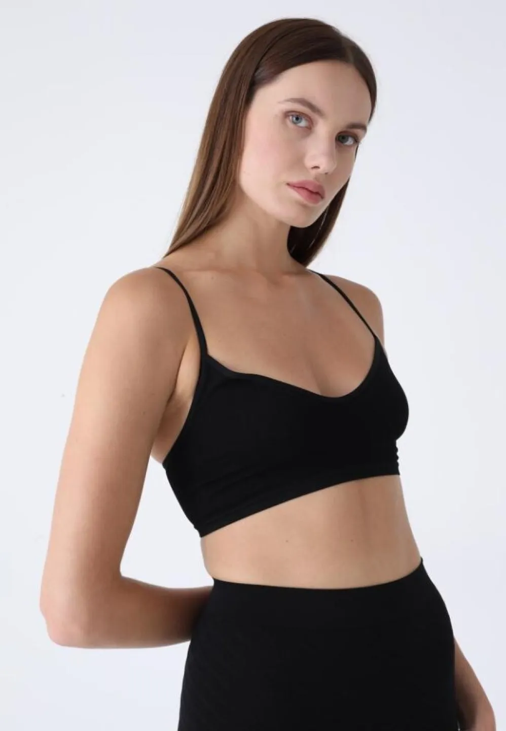 Bustieră damă fără push-up, bretele subțiri, negru - 3
