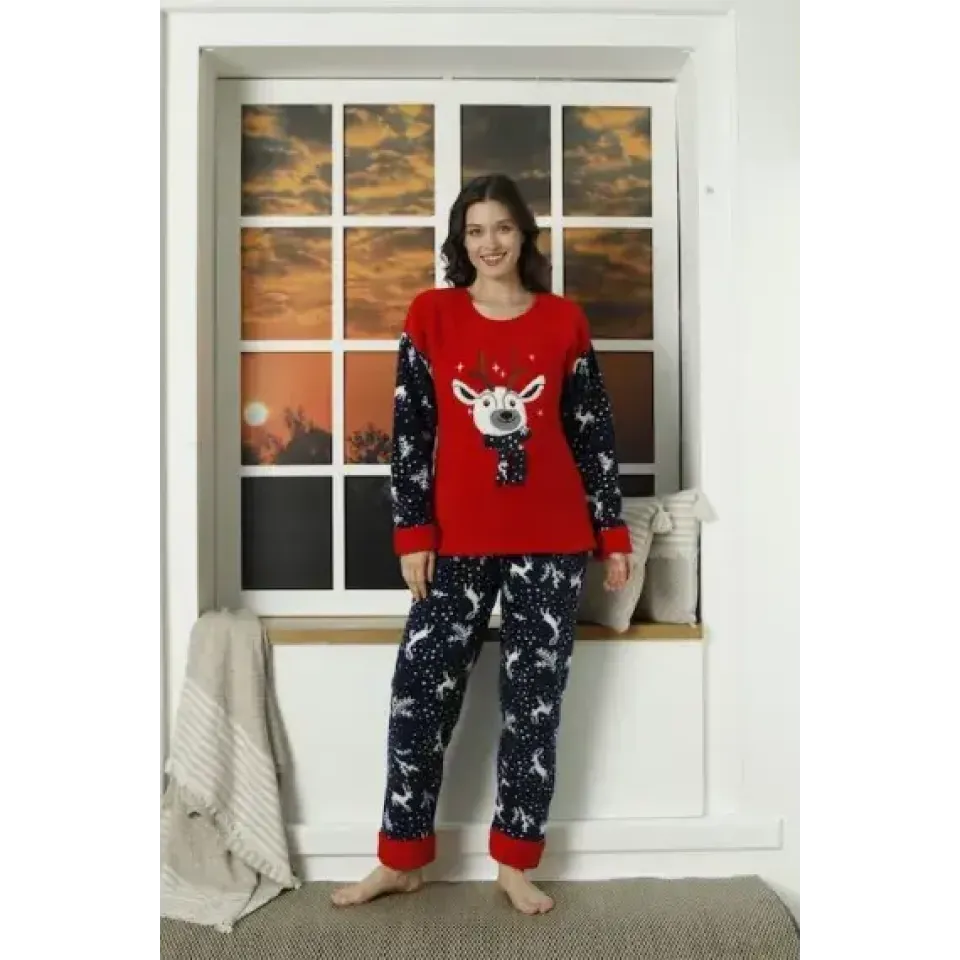 Pijama damă cocolino, pufoasă și confortabilă, cu imprimeu festiv de Crăciun