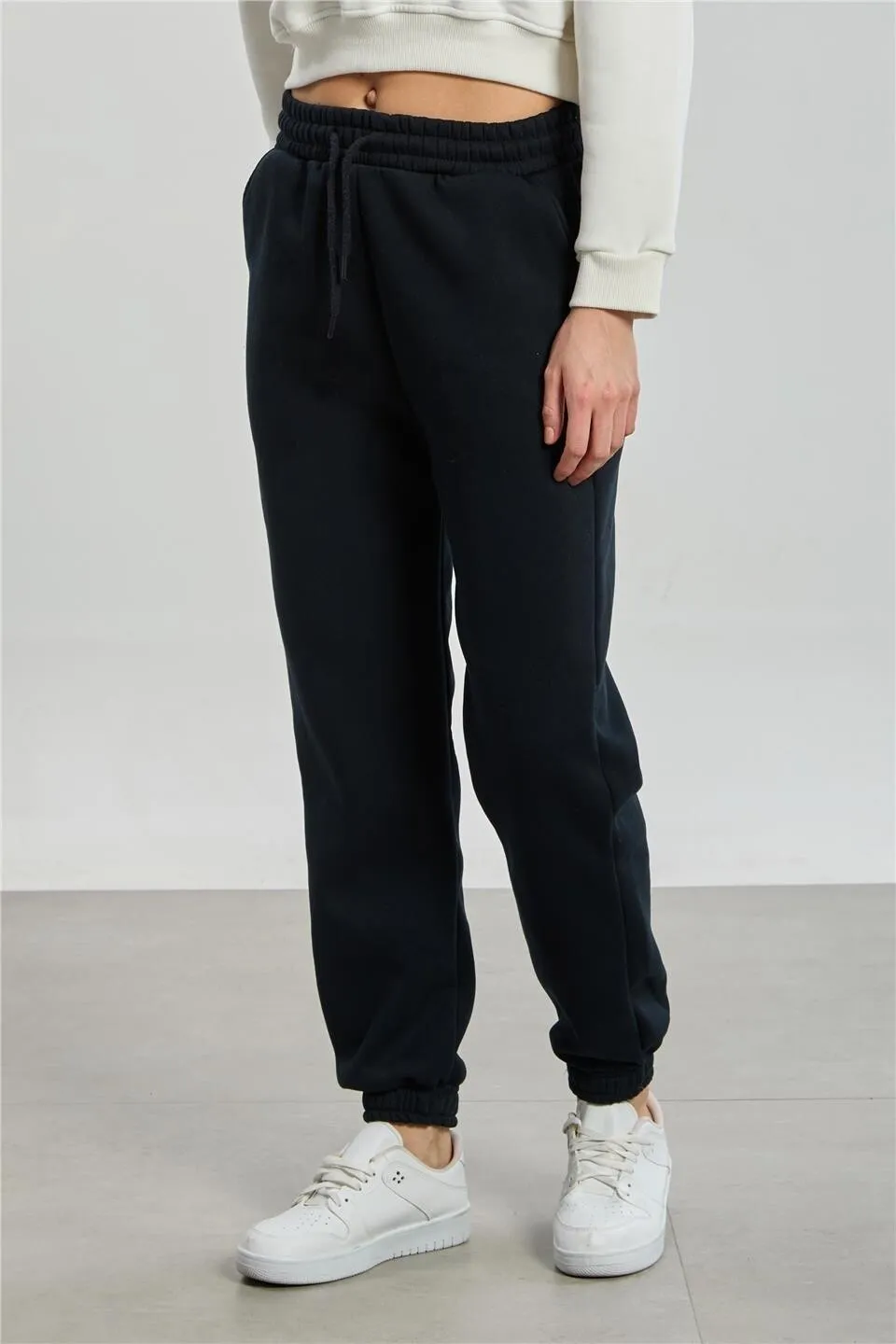 Pantalon de trening sport damă, negru, cu buzunare laterale - 3